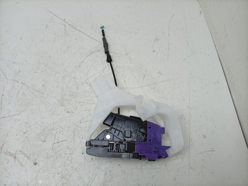 Recambio de cerradura puerta trasera izquierda para hyundai i30 (pde, pd, pden) 1.0 t-gdi referencia OEM IAM  81410G3000 