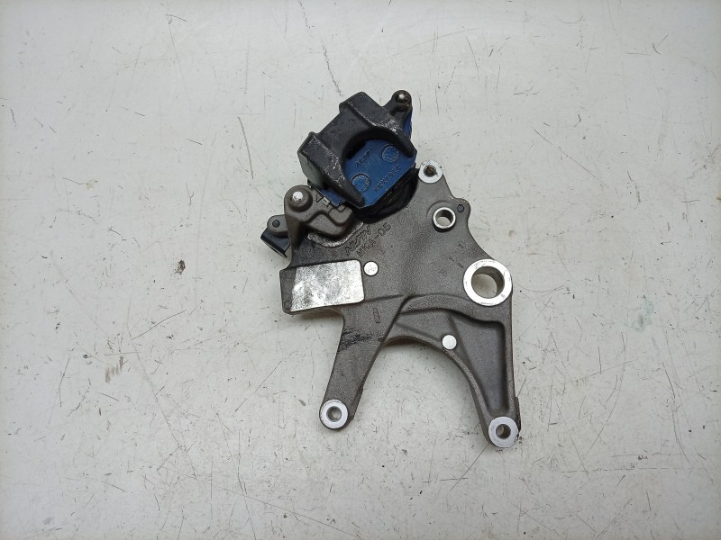 Recambio de pinza de freno trasera derecha para honda nc nc 750 x (rh09) referencia OEM IAM  43150MKAD81 