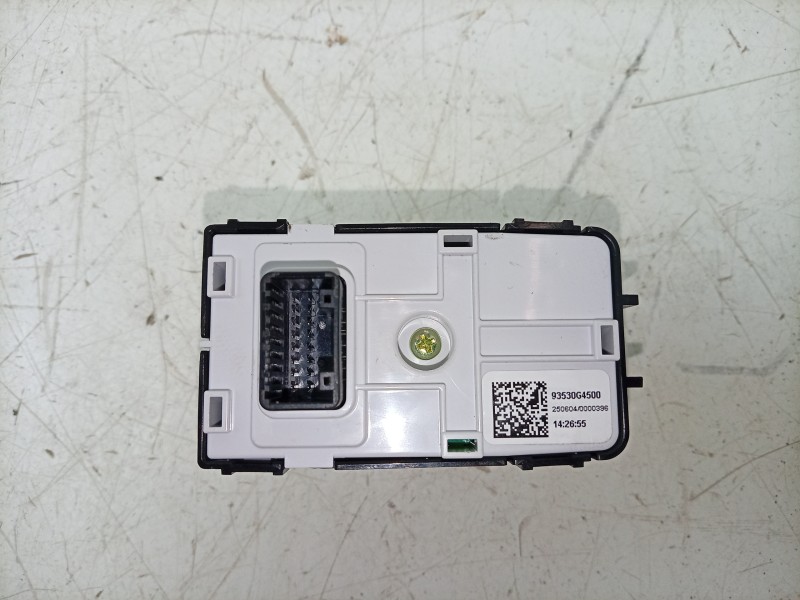 Recambio de mando retrovisor para hyundai i30 (pde, pd, pden) 1.0 t-gdi referencia OEM IAM  93530G4500 