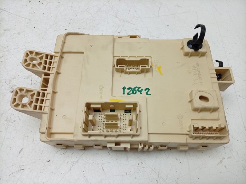 Recambio de caja reles / fusibles para hyundai i30 (pde, pd, pden) 1.0 t-gdi referencia OEM IAM  91952G4410 