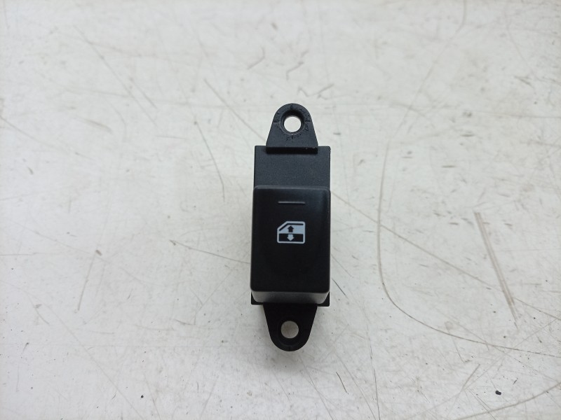 Recambio de mando elevalunas delantero derecho para dr evo 5 referencia OEM IAM  118403759 