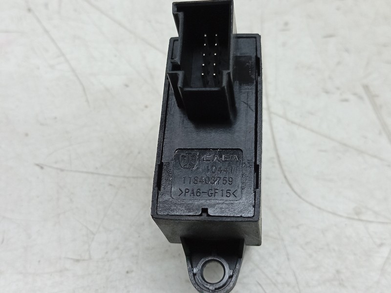 Recambio de mando elevalunas delantero derecho para dr evo 5 referencia OEM IAM  118403759 