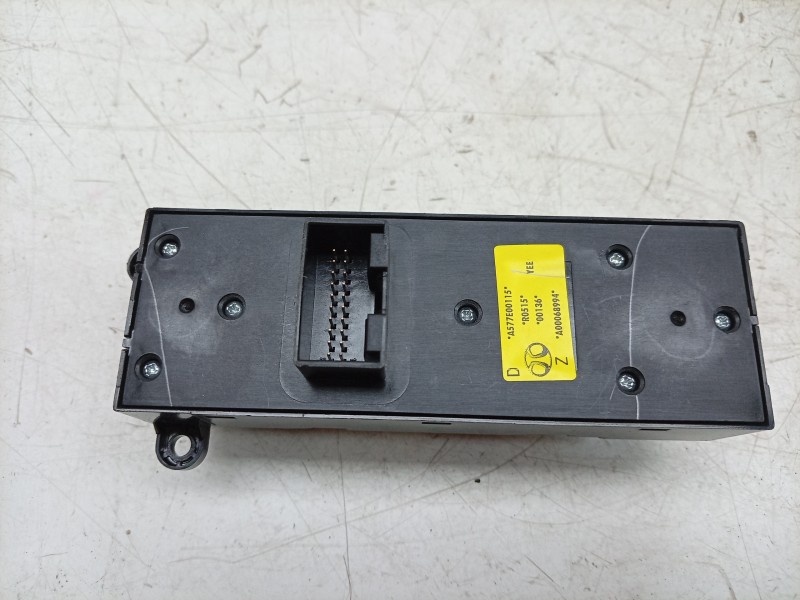 Recambio de mando elevalunas delantero izquierdo para dr evo 5 referencia OEM IAM  A577E00115 