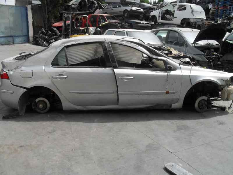 renault laguna ii (bg0) del año 2001