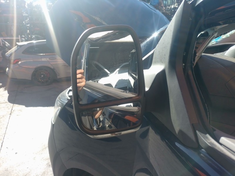Recambio de retrovisor izquierdo para volkswagen caravelle t7 2.5 ehybrid referencia OEM IAM   