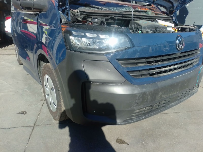 Recambio de paragolpes delantero para volkswagen caravelle t7 2.5 ehybrid referencia OEM IAM   