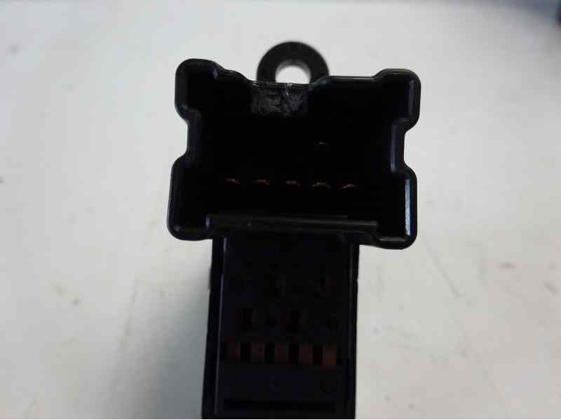 Recambio de mando elevalunas trasero izquierdo para nissan navara pick-up (d40m) doble cab se 4x4 referencia OEM IAM   