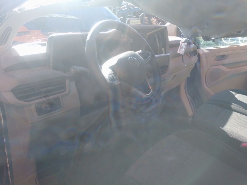 Recambio de salpicadero para volkswagen caravelle t7 2.5 ehybrid referencia OEM IAM   