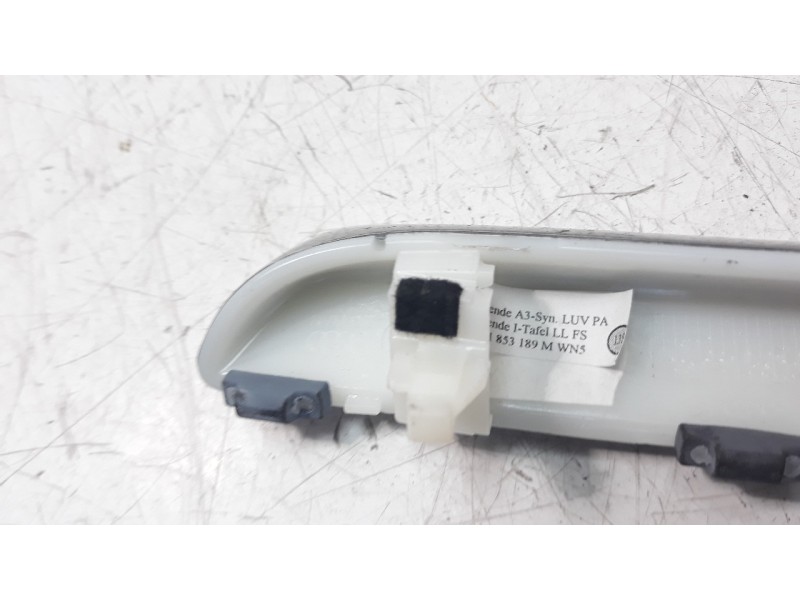 Recambio de moldura para audi a3 sportback (8vf) 1.6 tdi referencia OEM IAM 8V1853190AH  