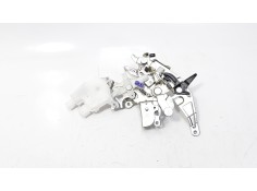 Recambio de cerradura puerta trasera derecha para dacia dokker 1.5 dci diesel fap cat referencia OEM IAM 825087319R  