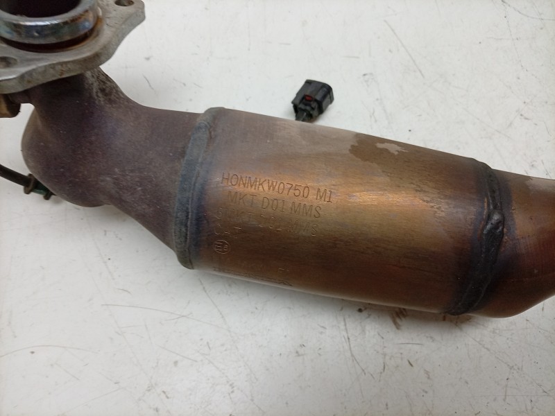 Recambio de colector escape para honda nc nc 750 x (rh09) referencia OEM IAM  18150MKWD01 