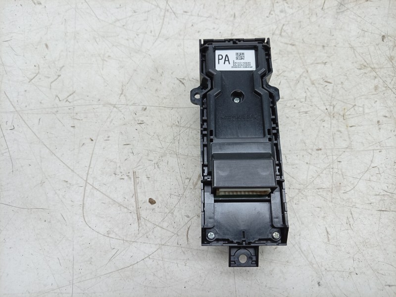 Recambio de mando elevalunas delantero izquierdo para toyota rav 4 v (_a5_, _h5_) 2.5 hybrid (axah52) referencia OEM IAM 8404042