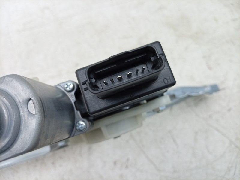 Recambio de elevalunas delantero izquierdo para hyundai kona (os, ose, osi) 1.6 gdi hybrid referencia OEM IAM  82401J9010 