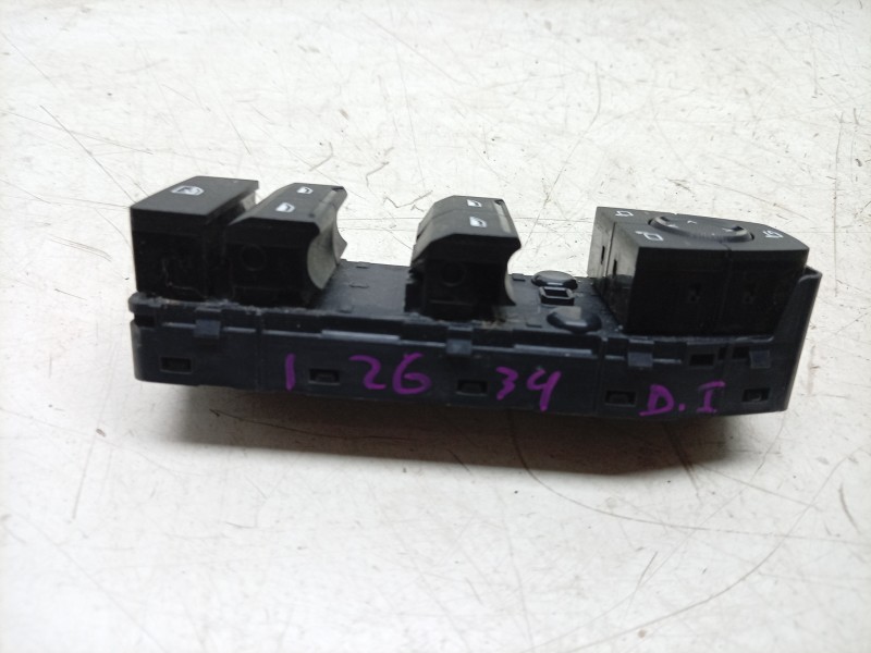 Recambio de mando elevalunas delantero izquierdo para bmw 1 118 d f70 referencia OEM IAM 5A7CB1601 61315A7CB16 