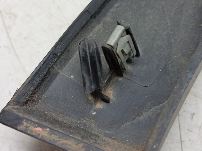 Recambio de aletin trasero izquierdo para swm g01 1.5 referencia OEM IAM  8512910E0010 