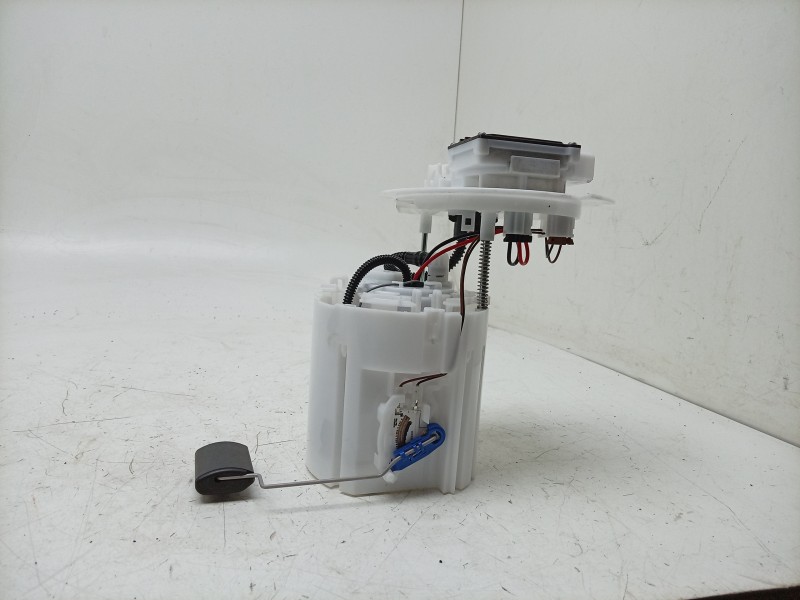 Recambio de bomba combustible para hyundai i30 (pde, pd, pden) 1.0 t-gdi referencia OEM IAM  31120G4100 