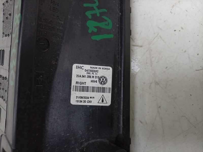 Recambio de faro antiniebla derecho para volkswagen t-roc (a11, d11) 1.5 tsi referencia OEM IAM  2GA941056M 