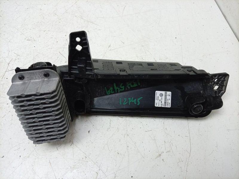 Recambio de faro antiniebla izquierdo para volkswagen t-roc (a11, d11) 1.5 tsi referencia OEM IAM  2GA941055E 