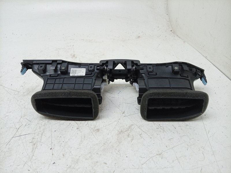 Recambio de aireador central para hyundai i30 (pde, pd, pden) 1.0 t-gdi referencia OEM IAM  97401G4AB0 
