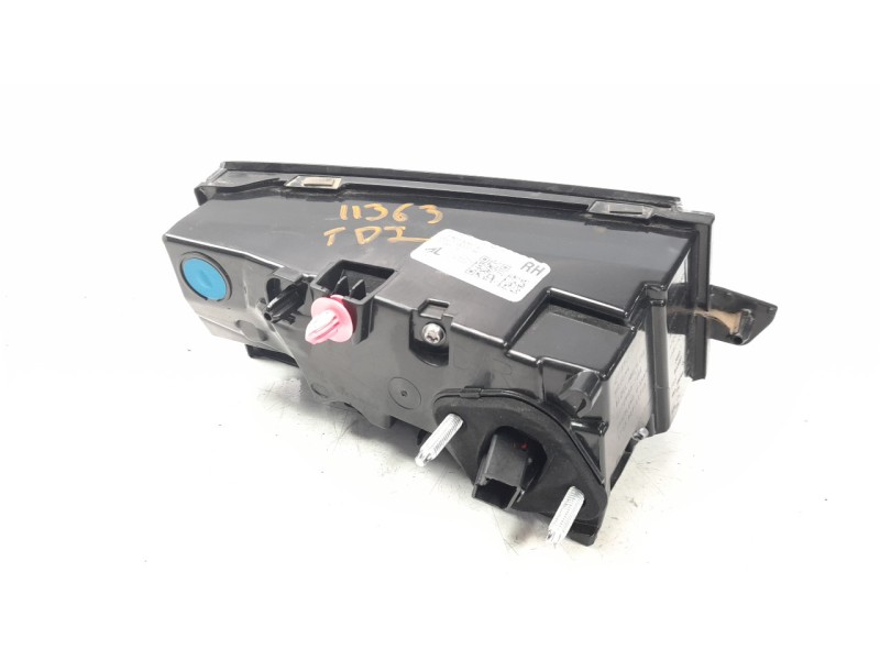 Recambio de piloto trasero derecho interior para land rover range rover evoque referencia OEM IAM LR173015  