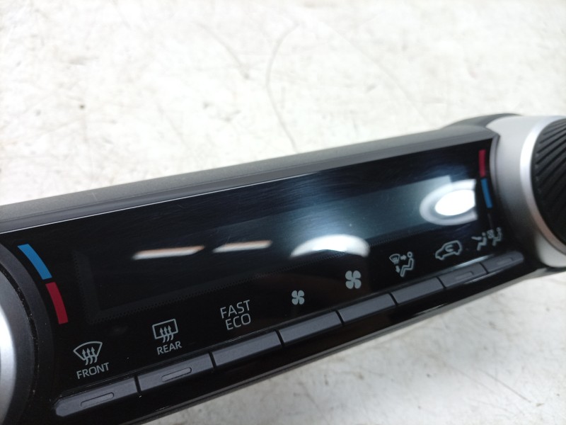 Recambio de mando climatizador para toyota rav 4 v (_a5_, _h5_) 2.5 hybrid awd (axah54) referencia OEM IAM 5590042580 5590042610