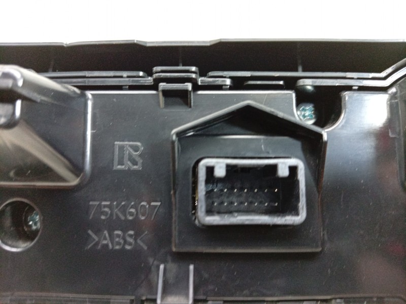 Recambio de mando climatizador para toyota rav 4 v (_a5_, _h5_) 2.5 hybrid awd (axah54) referencia OEM IAM 5590042580 5590042610