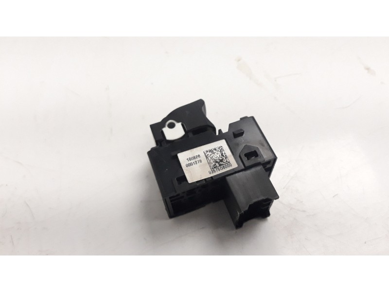 Recambio de mando elevalunas delantero derecho para kia picanto (ja) concept referencia OEM IAM 93575G6000  