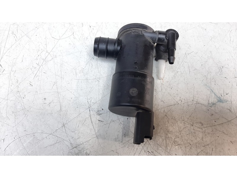 Recambio de bomba limpia para opel corsa f 1.2 referencia OEM IAM 9825893480  