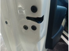 CERRADURA PUERTA DELANTERA IZQUIERDA 