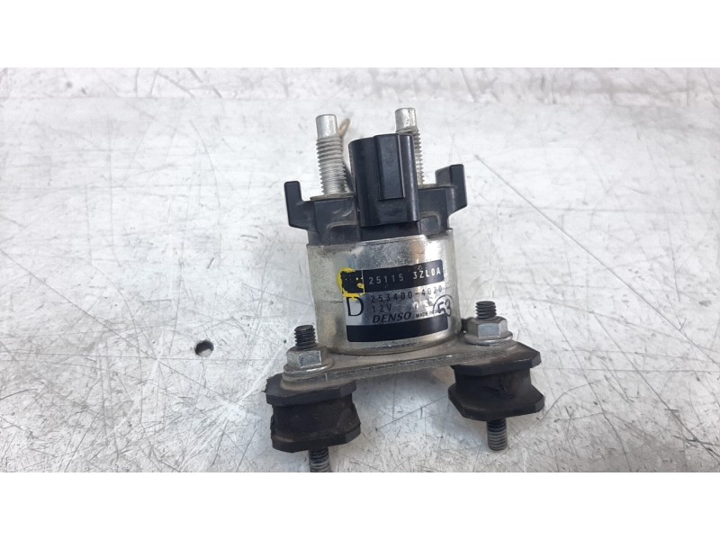 Recambio de rele para nissan pulsar (c13) acenta referencia OEM IAM 2534004020  