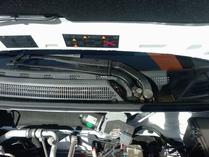 Recambio de motor limpia delantero para dacia spring referencia OEM IAM   