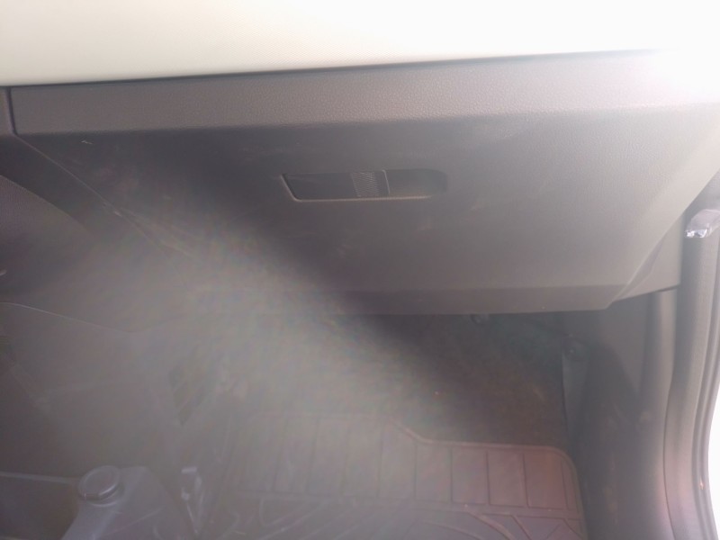 Recambio de guantera para dacia spring referencia OEM IAM   
