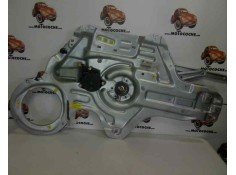 ELEVALUNAS DELANTERO DERECHO 