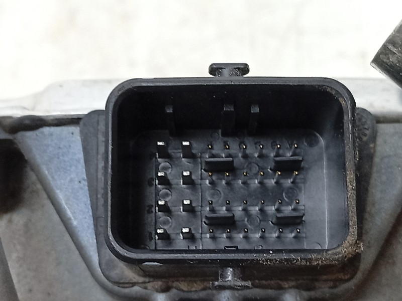 Recambio de inversor para volvo xc40 (536) t2 referencia OEM IAM  32383456 