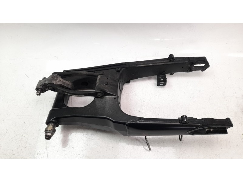 Recambio de puente trasero para kawasaki zzr 1400 referencia OEM IAM 33001021618R  