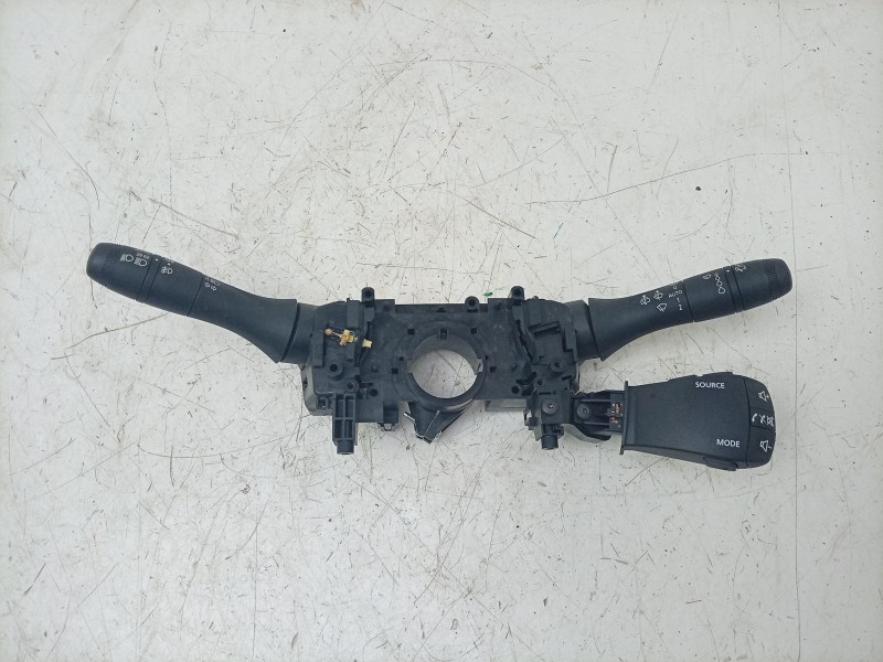 Recambio de mando multifuncion para dacia sandero iii 1.0 tce 90 eco-g referencia OEM IAM  255670975R 