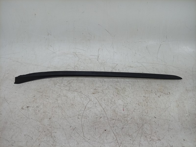 Recambio de moldura para bmw x1 (f48) sdrive 18 d referencia OEM IAM  51317350610 