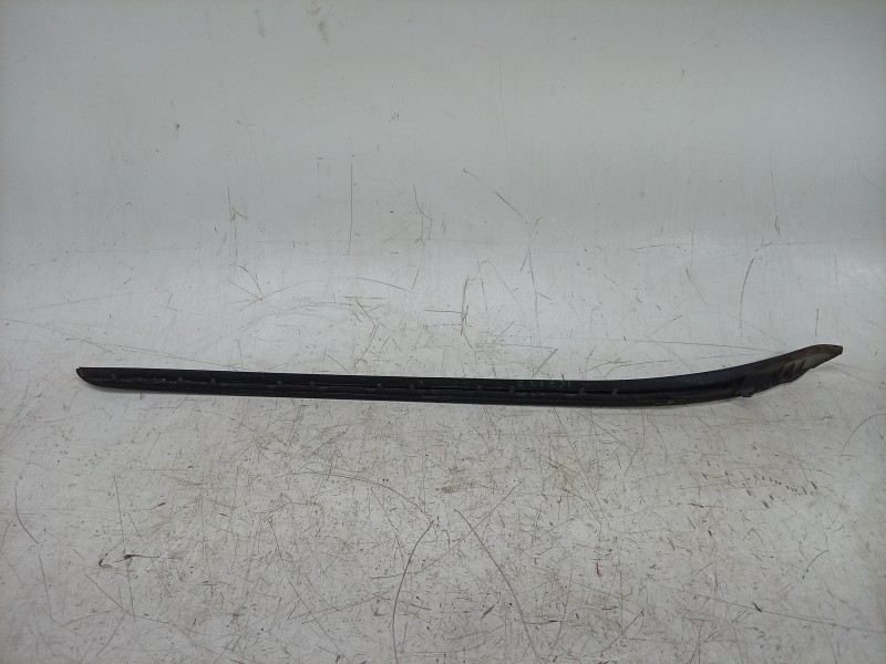 Recambio de moldura para bmw x1 (f48) sdrive 18 d referencia OEM IAM  51317350609 