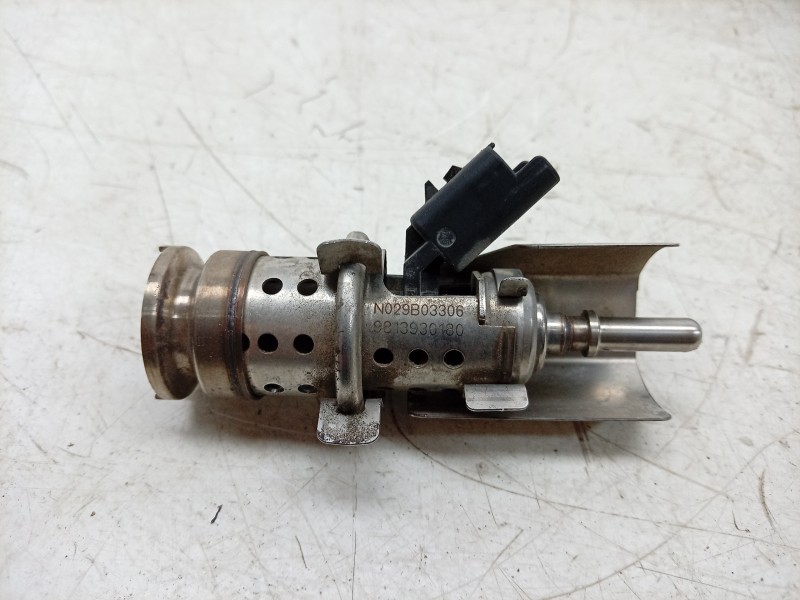 Recambio de inyector para citroën c3 aircross ii (2r_, 2c_) 1.5 bluehdi 110 referencia OEM IAM  9813930180 UDF310A07CP