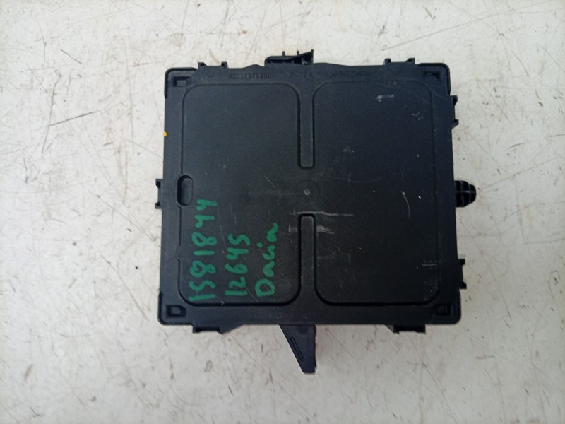 Recambio de modulo electronico para dacia sandero iii 1.0 tce 90 eco-g referencia OEM IAM  284B23892R 