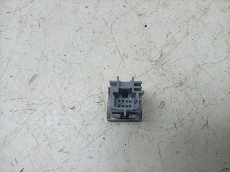 Recambio de interruptor para dacia sandero iii 1.0 tce 90 eco-g referencia OEM IAM  251434220R 