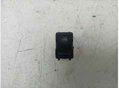 MANDO ELEVALUNAS DELANTERO DERECHO 254116439R 