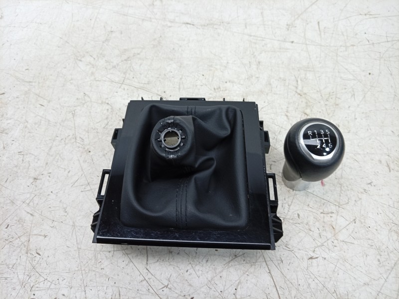 Recambio de pomo palanca cambio para mazda cx-3 (dk) 2.0 skyactiv-g referencia OEM IAM  DH4C64341 