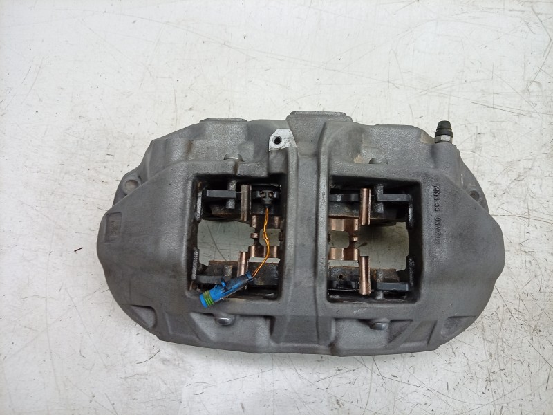 Recambio de pinza freno delantera derecha para mercedes-benz cle cle 220d referencia OEM IAM 2064219001 A2064219001 