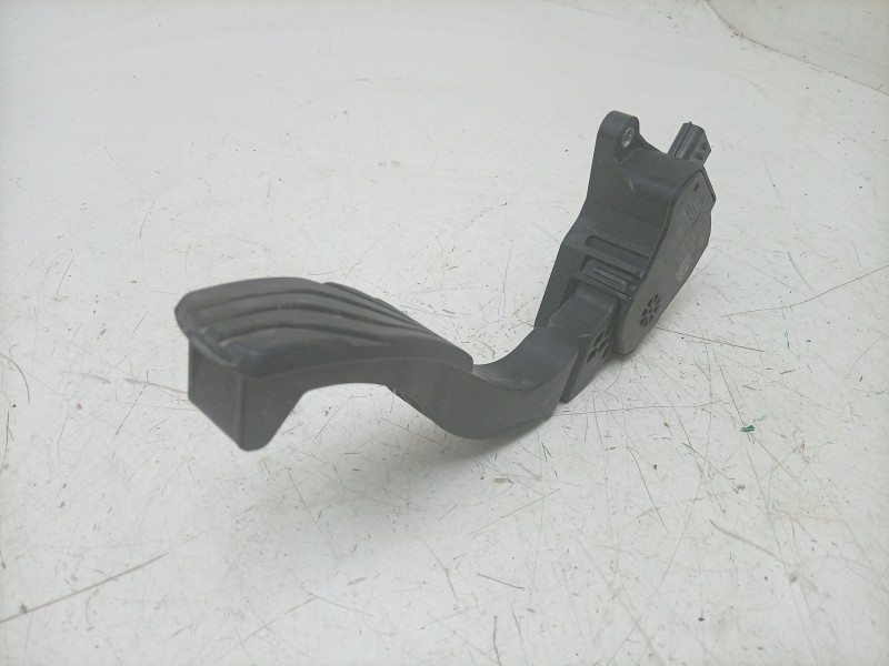 Recambio de potenciometro pedal para dacia sandero iii 1.0 tce 90 eco-g referencia OEM IAM  180100912R 