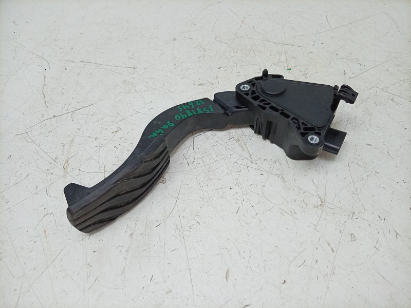 Recambio de potenciometro pedal para dacia sandero iii 1.0 tce 90 eco-g referencia OEM IAM  180100912R 