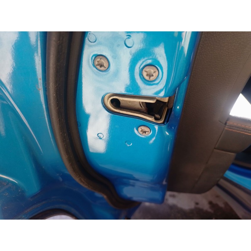 Recambio de cerradura puerta trasera izquierda para jeep compass (mp, m6, mv, m7) 1.4 multiair referencia OEM IAM   