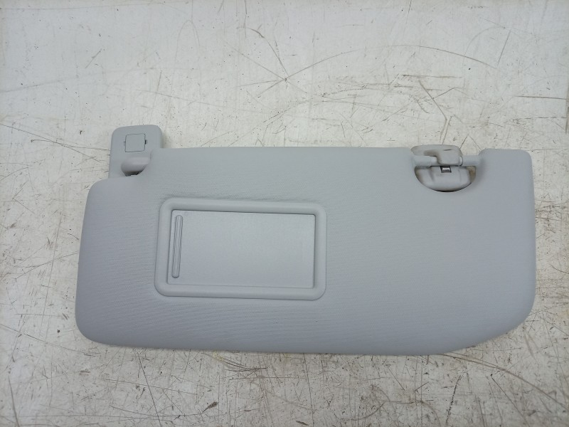 Recambio de parasol izquierdo para citroën e-c3 aircross electrico 113cv max referencia OEM IAM  98456064UW 