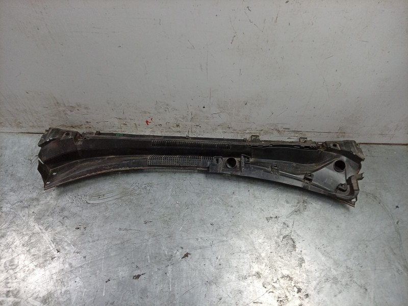 Recambio de torpedo para toyota rav4 hybrid 4x2 advance referencia OEM IAM  5575142070 