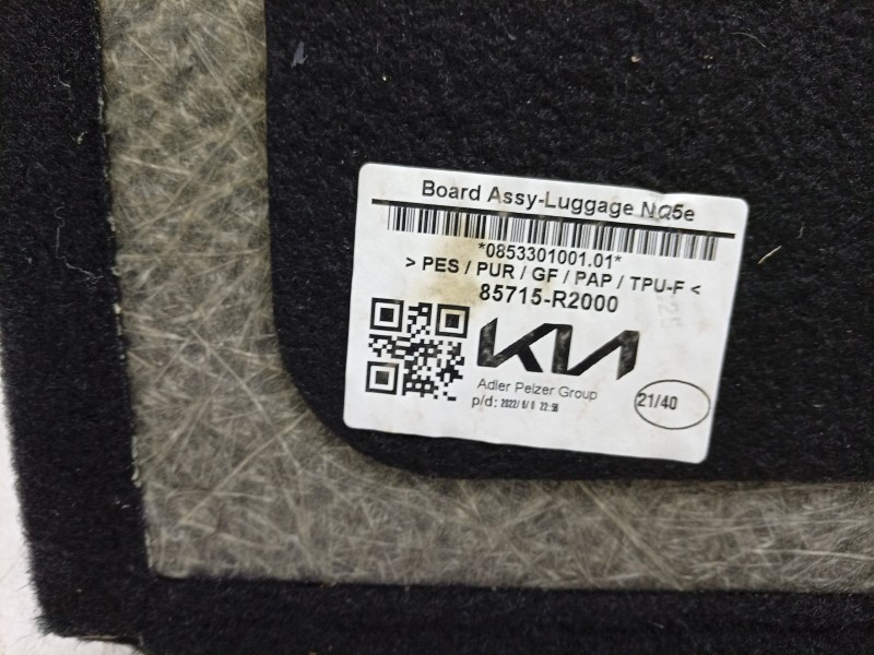 Recambio de alfombra maletero para kia sportage v (nq5) 1.6 t-gdi referencia OEM IAM  85715R2000 